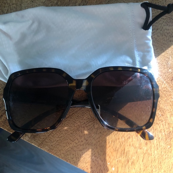 Smith Sunglasses - Picture 2 of 3